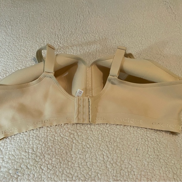 Cacique Cream Sports Bra with Hook Closure 48DD - Picture 3 of 7